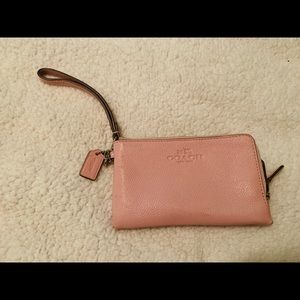 Coach double pocket wristlet- baby pink